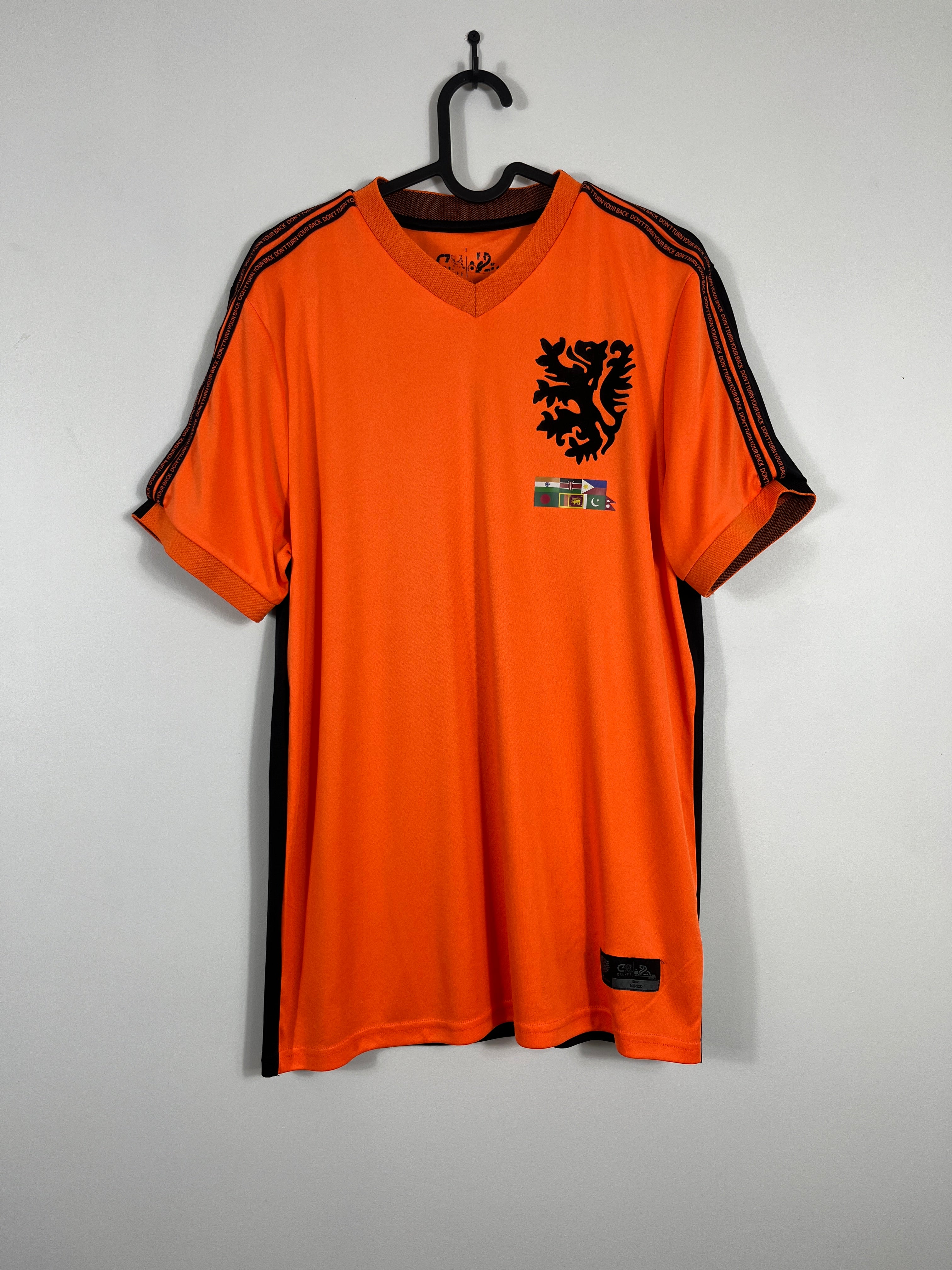 Holland - Don't turn your back - Qatar - str. L