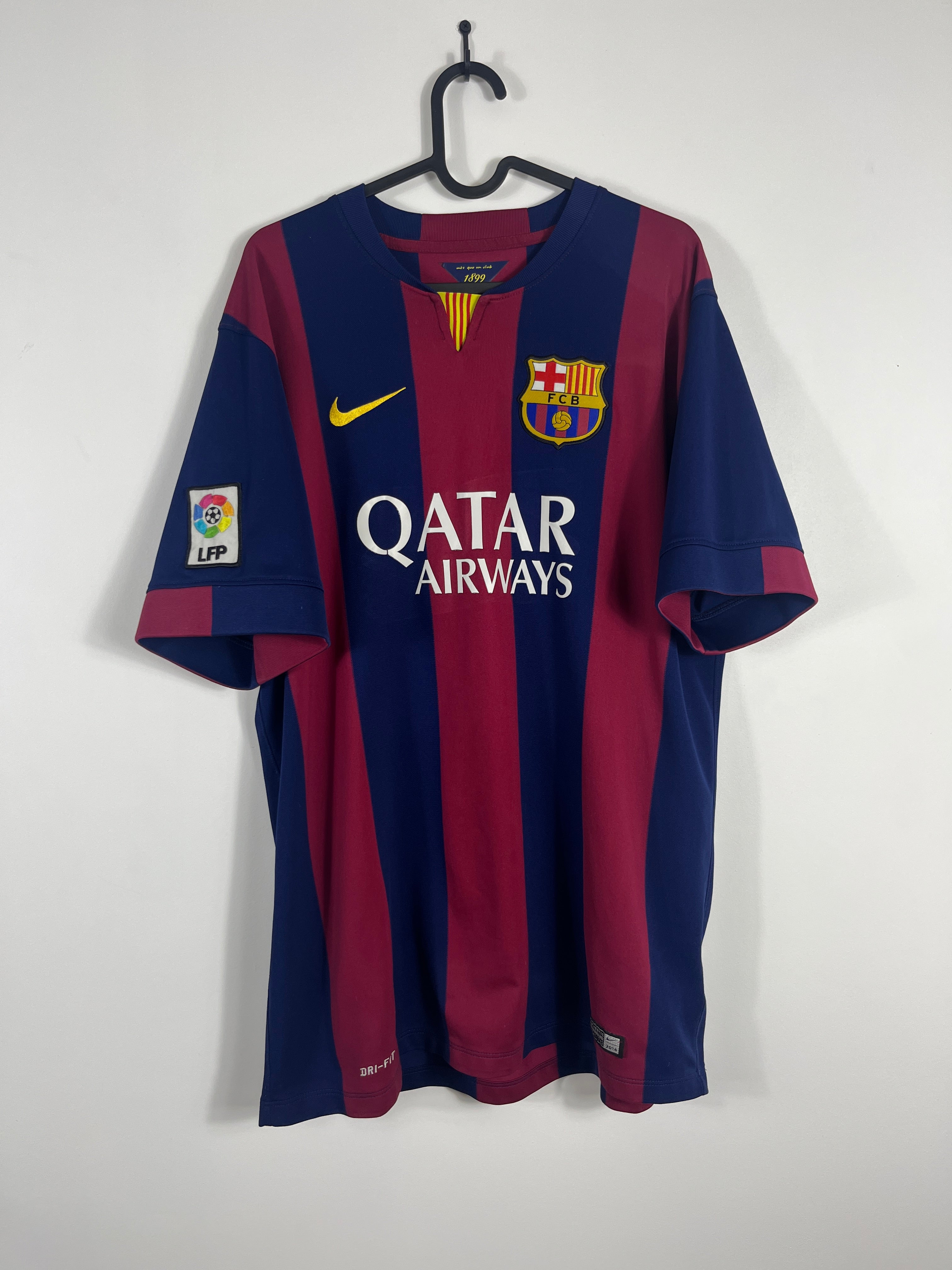 Barcelona - Suarez - 14/15 - str. XL
